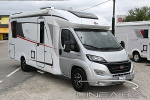 Vendita camper usato Burstner Lyseo TD 744 Privilege, disponibile presso Linea80, concessionario di Camper e caravan che lavora nelle province di Venezia, Padova, Treviso, Verona, Rovigo, Vicenza, Belluno, Trieste, Udine, Ferrara o Pordenone