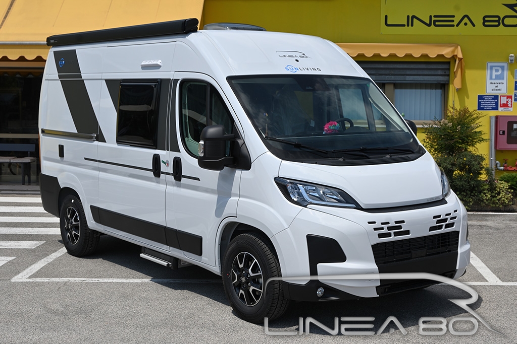 Camper van nuovo Sun Living V 55 SP Comfort Edition Vendita camper van nuovo Sun Living V 55 SP Comfort Edition, disponibile presso Linea80, concessionario di Camper e caravan che lavora nelle province di Venezia, Padova, Treviso, Verona, Rovigo, Vicenza, Belluno, Trieste, Udine, Ferrara o Pordenone