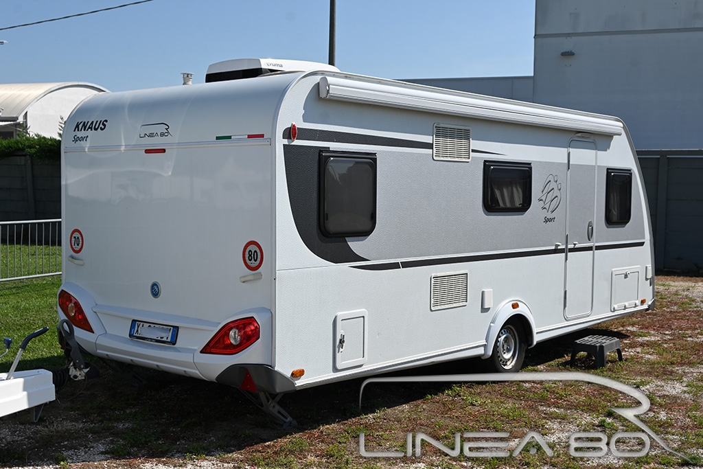 Caravan usata Knaus Sport 580 QS Vendita caravan usata Knaus Sport 580 QS, disponibile presso Linea80, concessionario di Camper e caravan che lavora nelle province di Venezia, Padova, Treviso, Verona, Rovigo, Vicenza, Belluno, Trieste, Udine, Ferrara o Pordenone