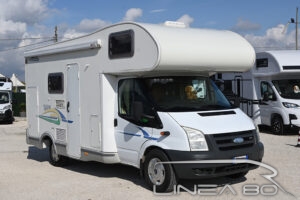 Vendita camper van usato Chausson Flash S3, disponibile presso Linea80, concessionario di Camper e caravan che lavora nelle province di Venezia, Padova, Treviso, Verona, Rovigo, Vicenza, Belluno, Trieste, Udine, Ferrara o Pordenone